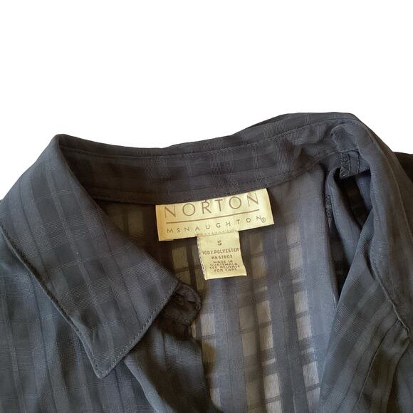 Norton McNaughton Sheer Button Down - Picture 4 of 5